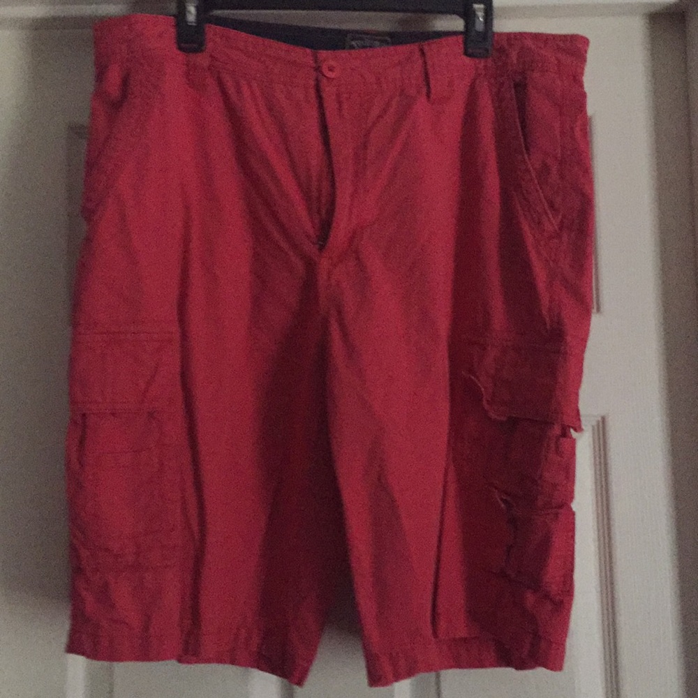Men’s Trilogy cargo shorts